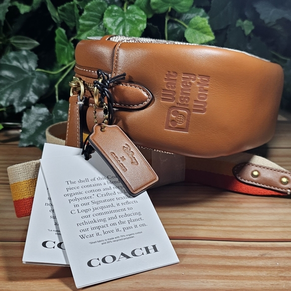 Coach Bag In Signature Textile Jacquard With Mickey Mouse & Friends Disney X NWT - Picture 5 of 14